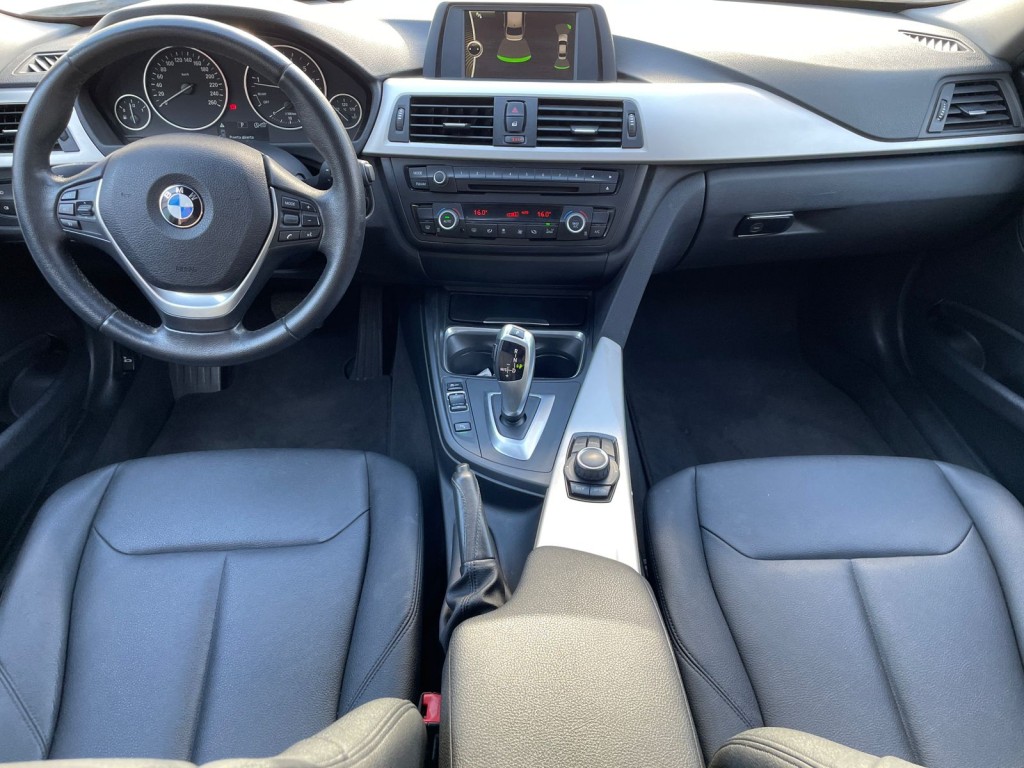 BMW 320I 320I